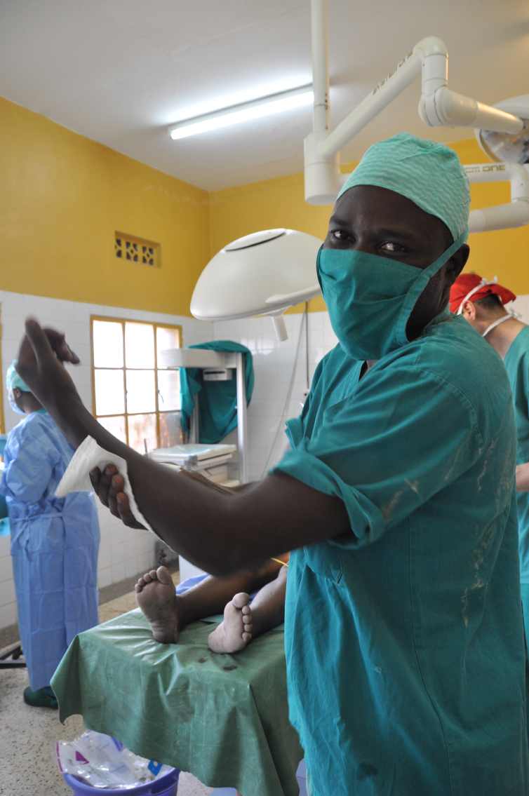 chirurgen_fuer_afrika_ruanda_2013_6